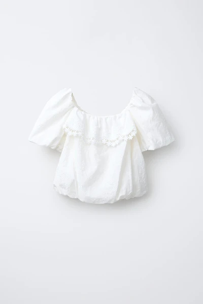 EMBROIDERED BALLOON TOP