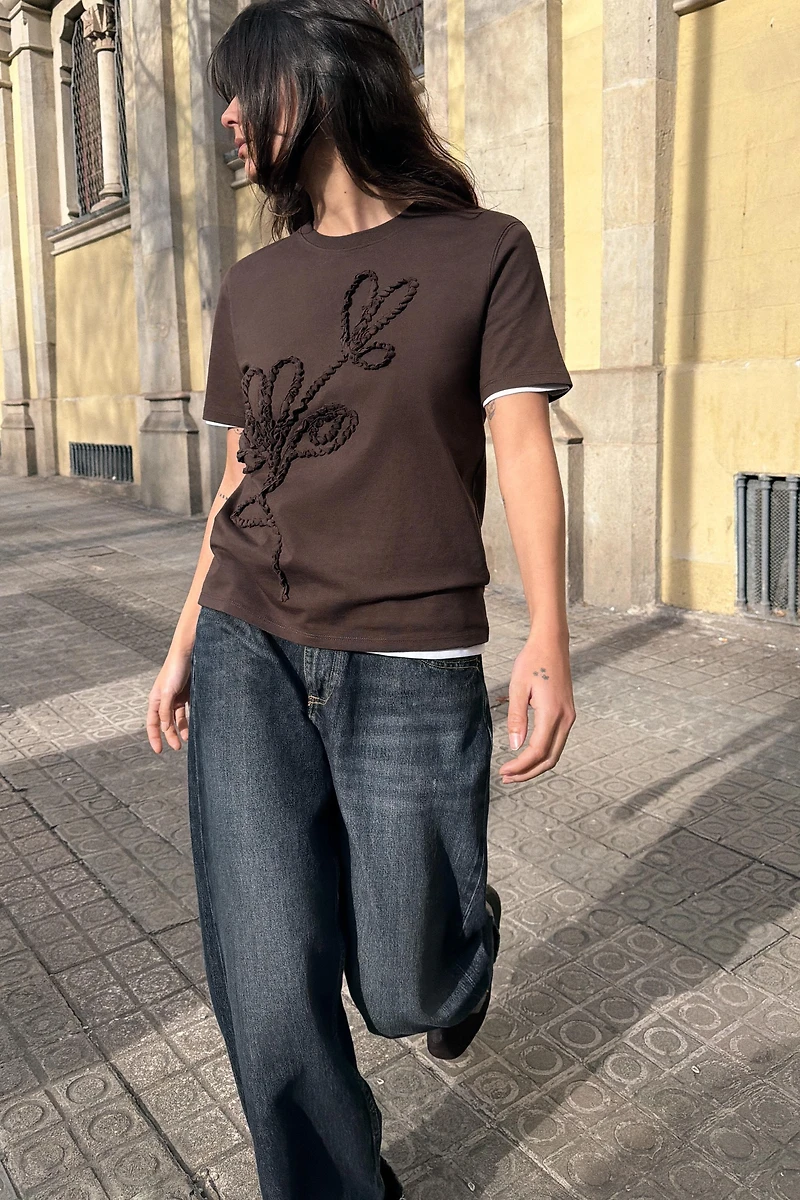 RAISED BOW T-SHIRT