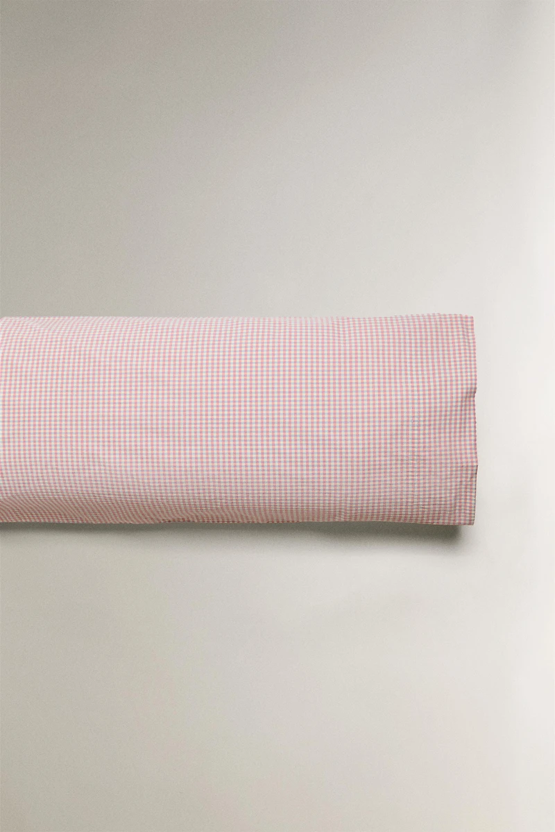 KIDS' COTTON GINGHAM PILLOWCASE