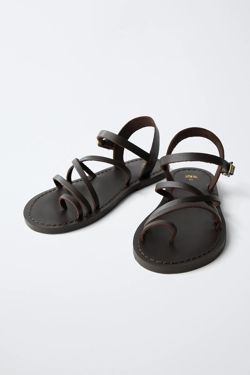 SANDALES À BRIDES EN CUIR