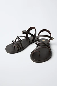 SANDALES À BRIDES EN CUIR