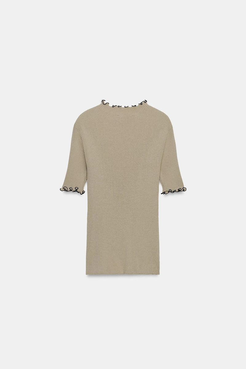 CONTRAST RIB KNIT TOP