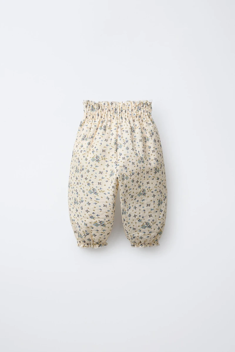 FLORAL TEXTURED PANTS