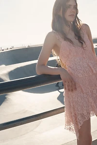 RUFFLED LACE DRESS