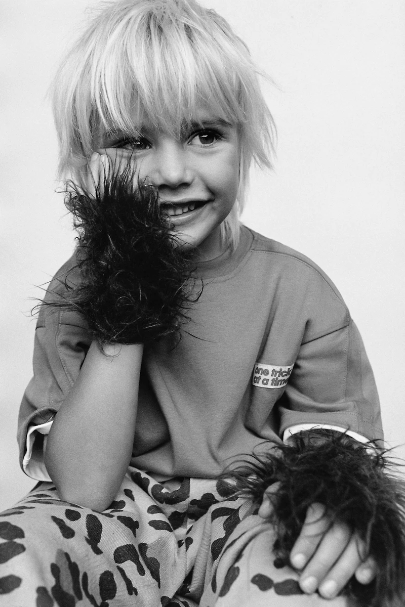 ANIMAL PRINT PLUSH STRAIGHT PANTS