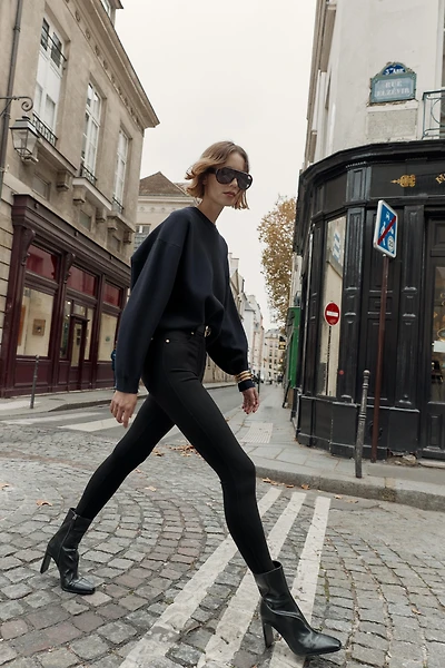 MID-RISE BELTED JEGGINGS