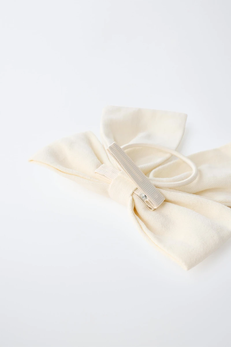 BOW HAIR TIE AND BARRETTE SET