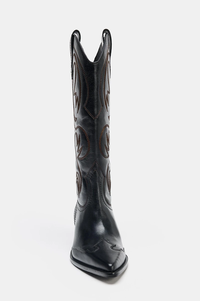 BOTTES COW-BOY EN CUIR BRODÉ