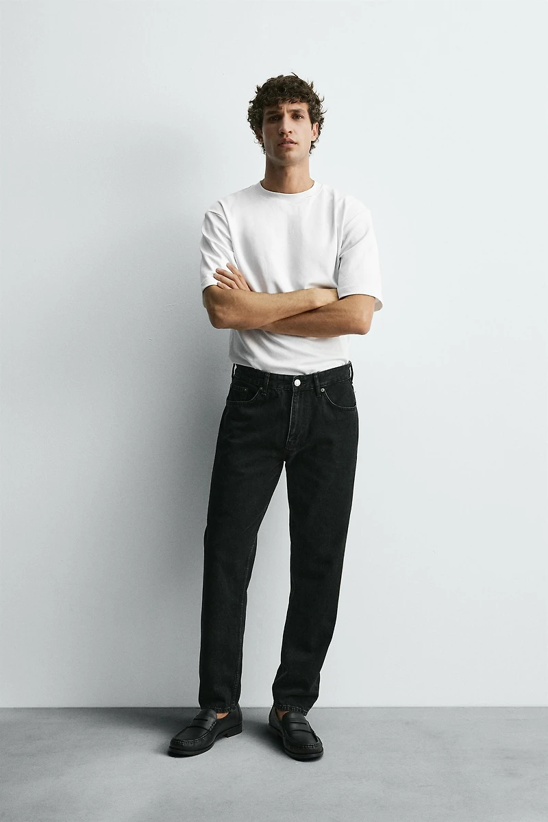 SLIM TAPERED FIT JEANS