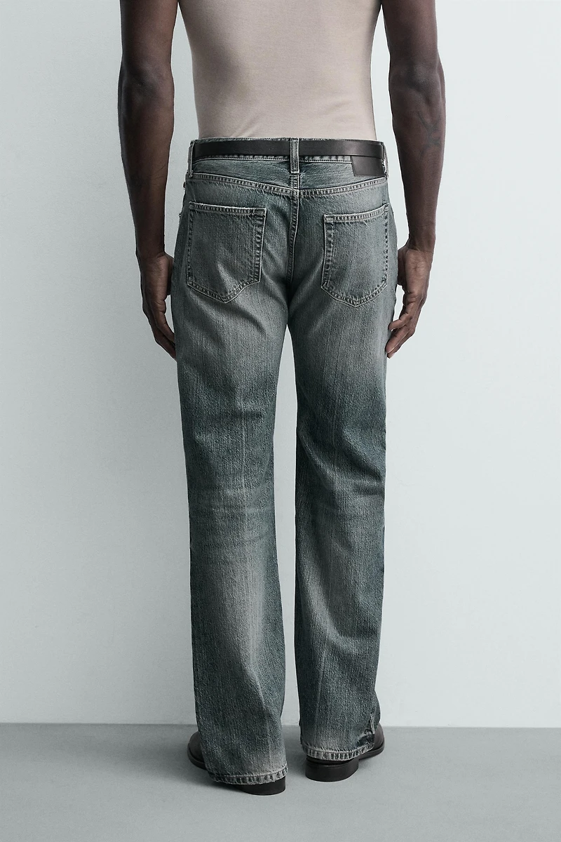JEAN DROIT BOOTCUT À OUVERTURES