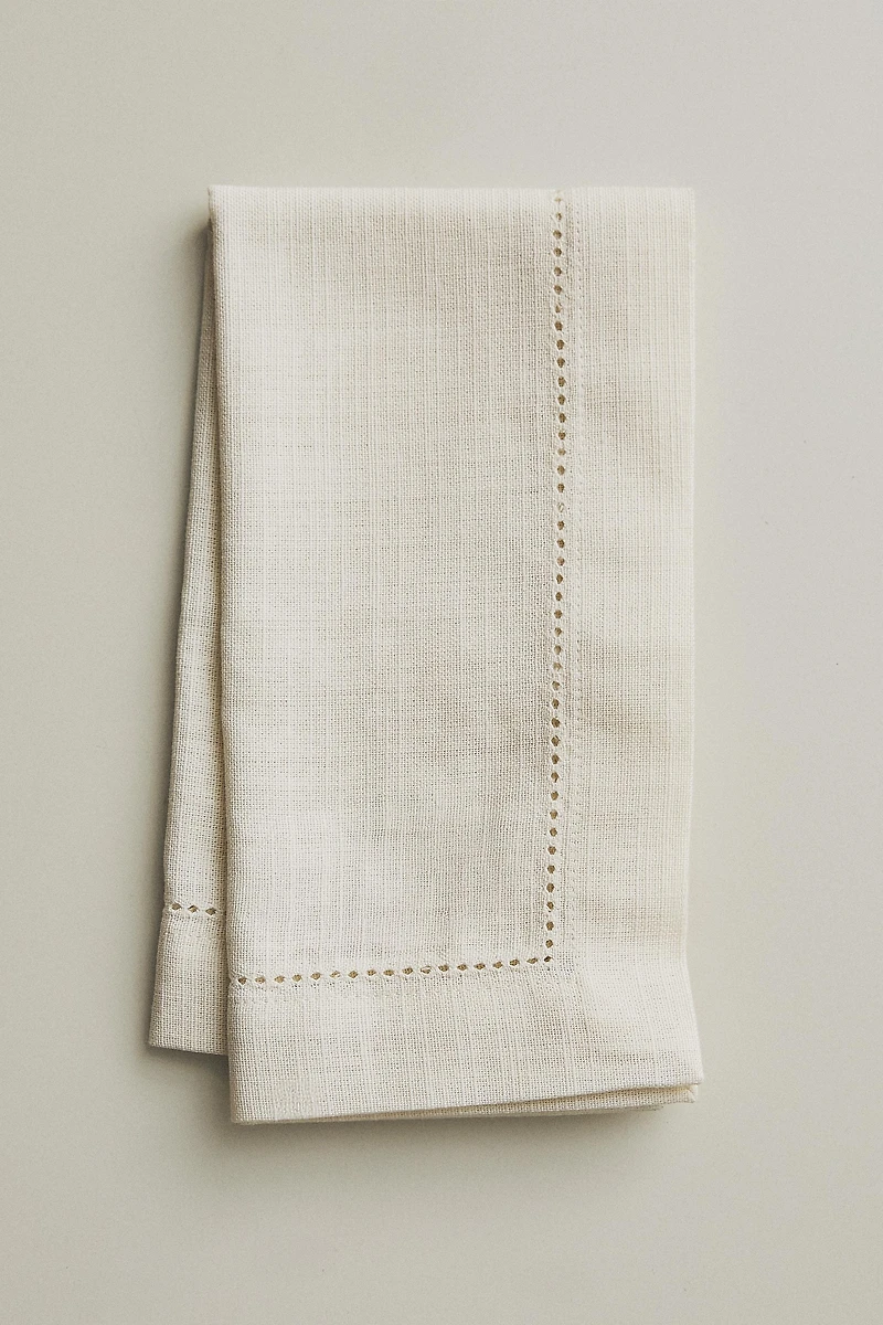 HEMSTITCHED COTTON NAPKIN