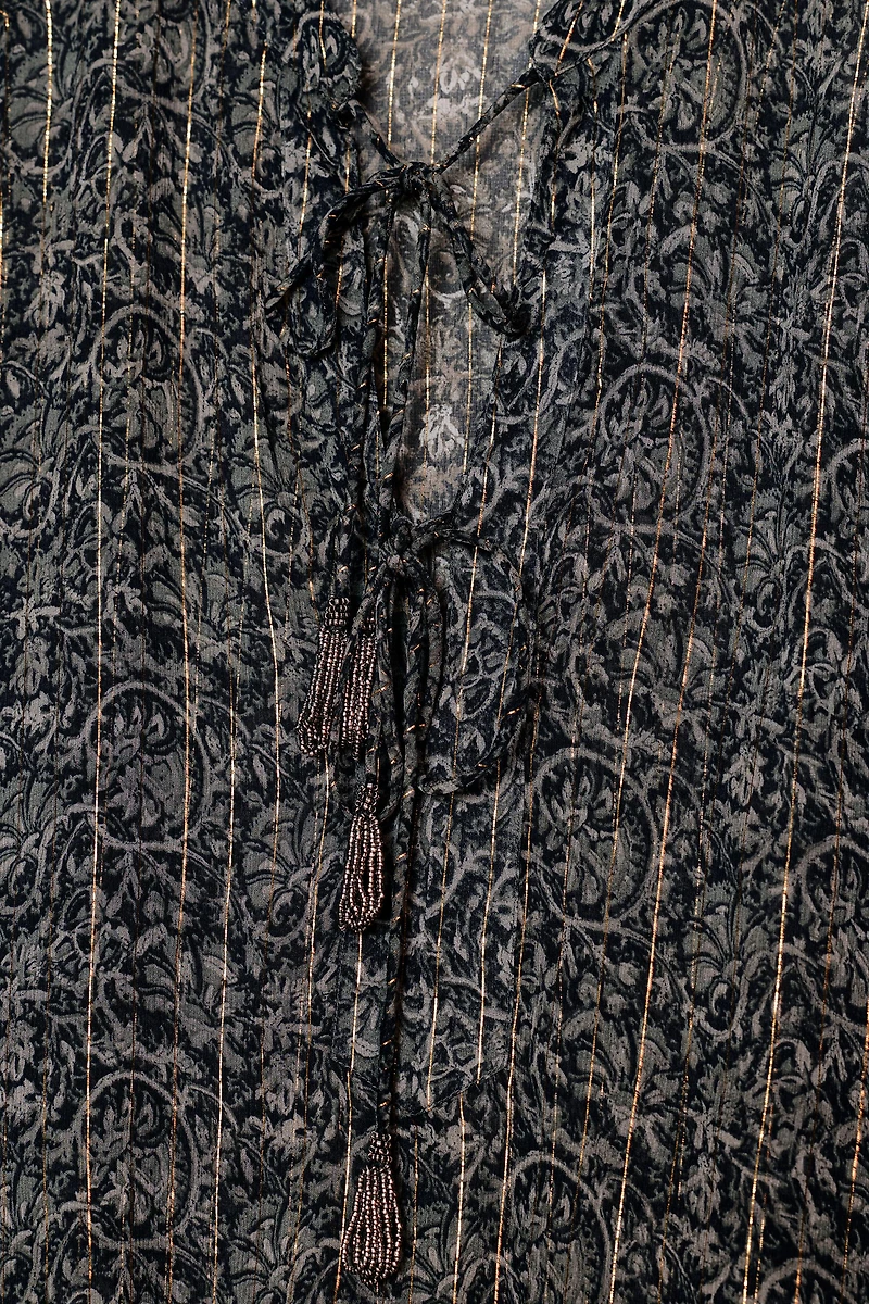 METALLIC THREAD PRINT BLOUSE