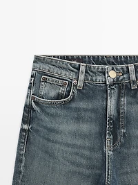 Mid-rise straight-leg flare fit jeans