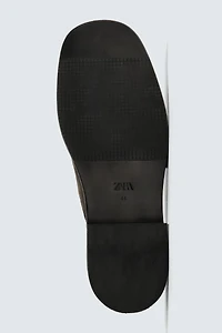 SPLIT LEATHER CLOGS