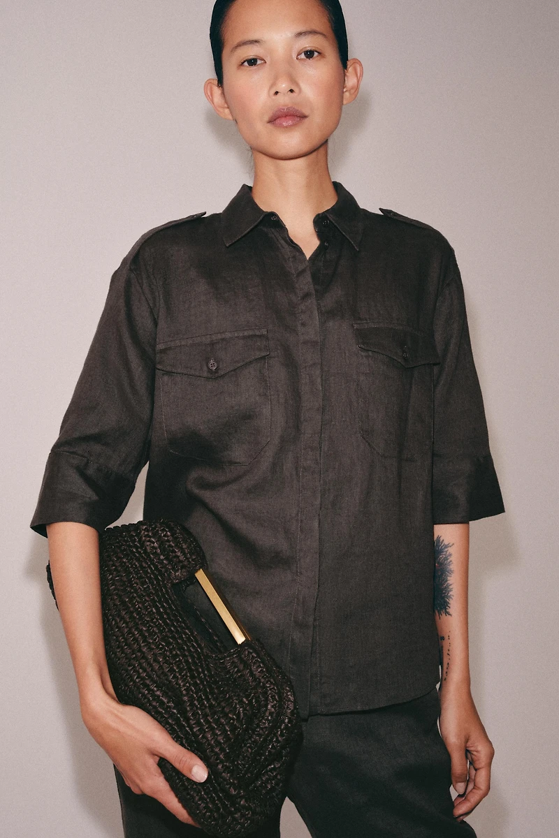 WOVEN CLUTCH