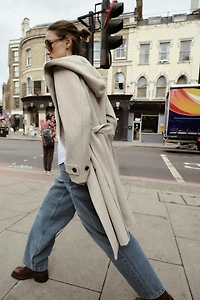 SOFT HOODIE COAT