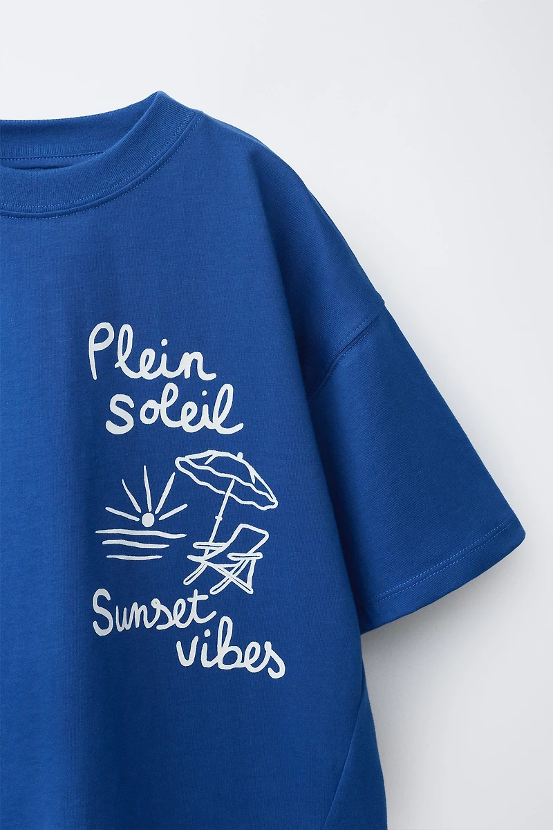 BEACH UMBRELLA PRINT T-SHIRT