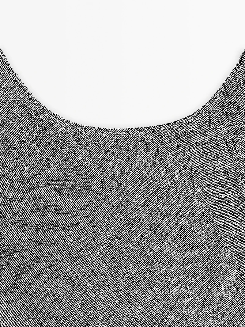 Linen fluid sleeveless dress