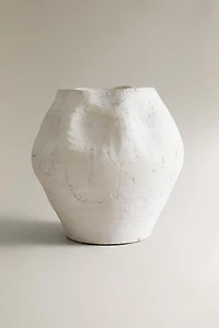 VASE EN CÉRAMIQUE IRRÉGULIÈRE