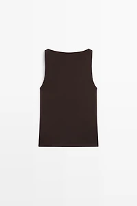 100% cotton straight neckline T-shirt