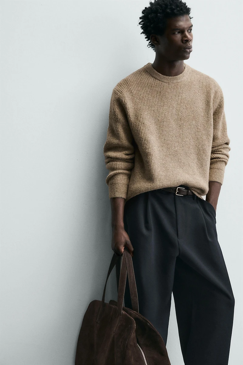 REGULAR FIT WAFFLE TEXTURED JUMPER