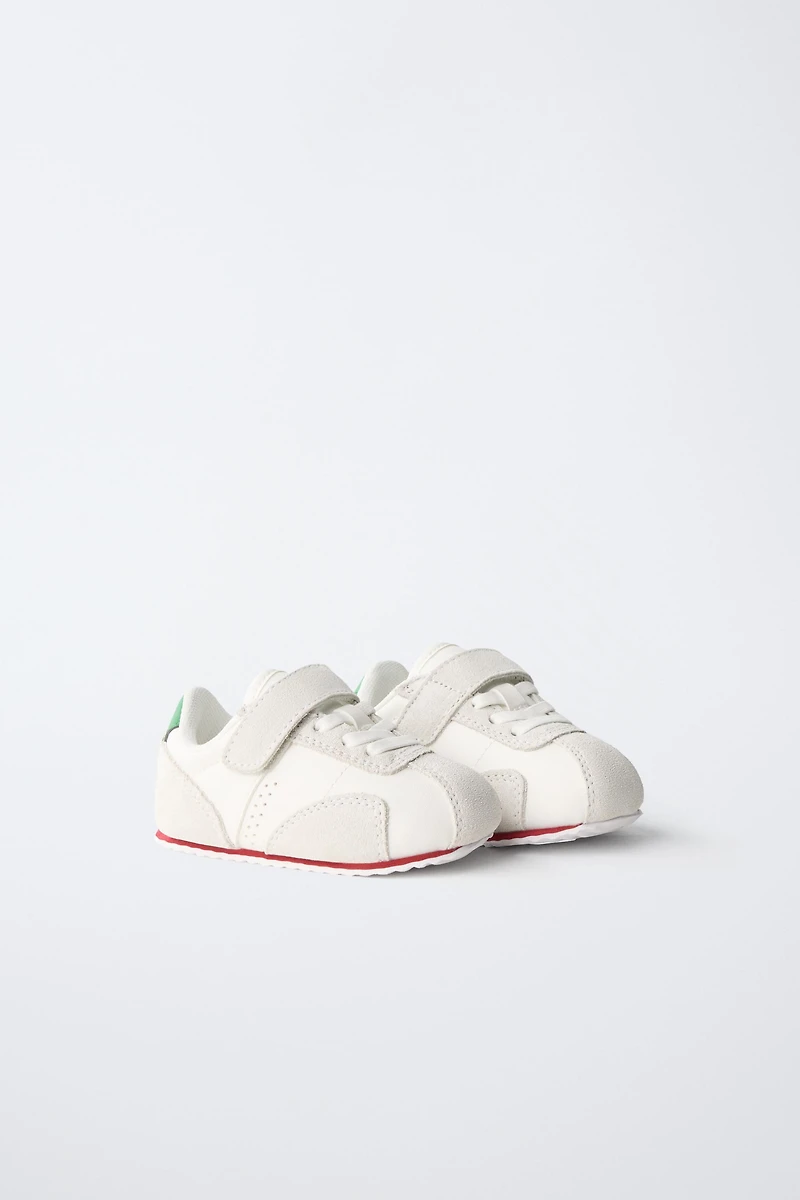 BASKET DE SPORT PIEDS NUS