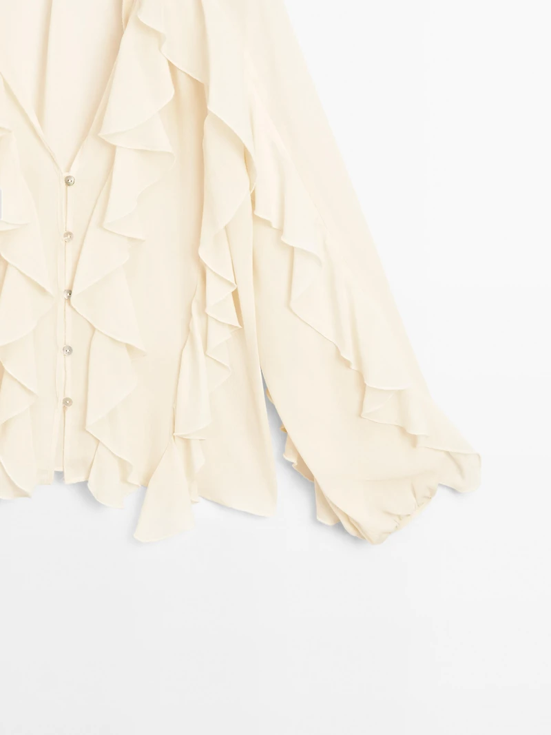 Flowing blouse with ruffles