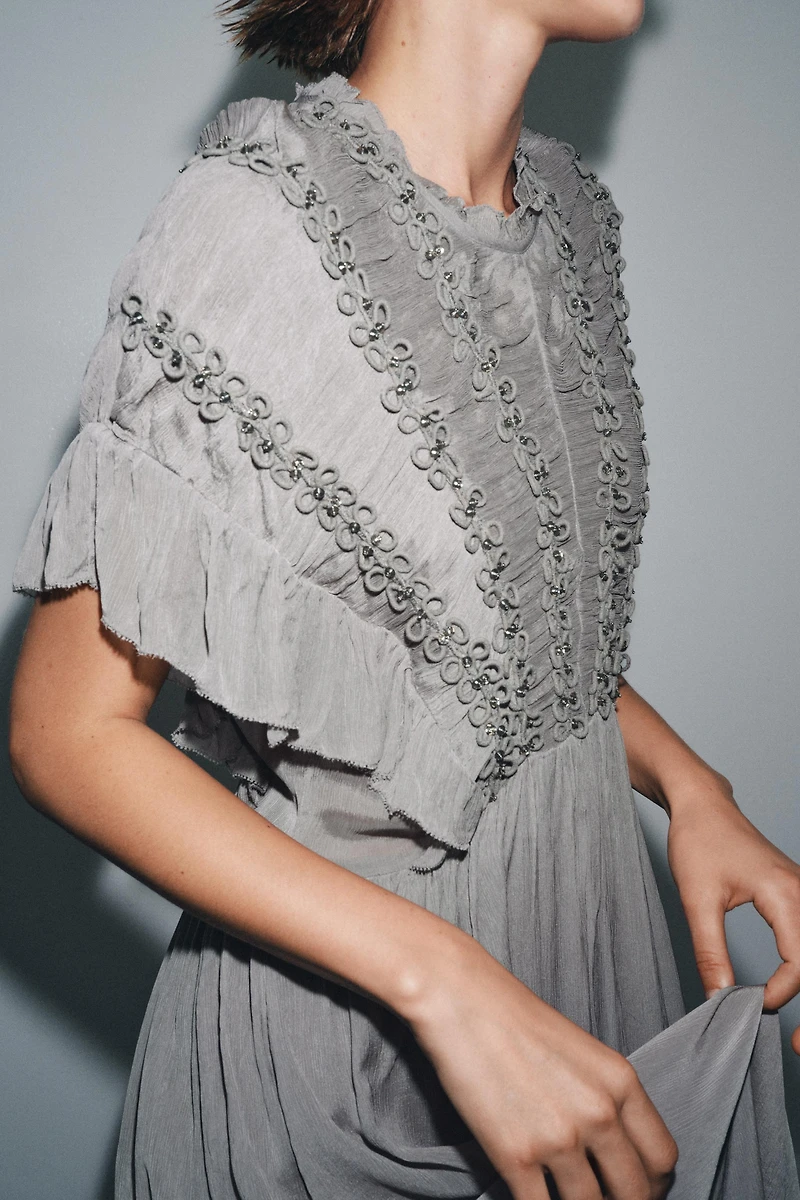 JEWELED KNOT TEXTURED DRESS