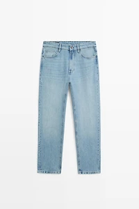 Tapered fit jeans