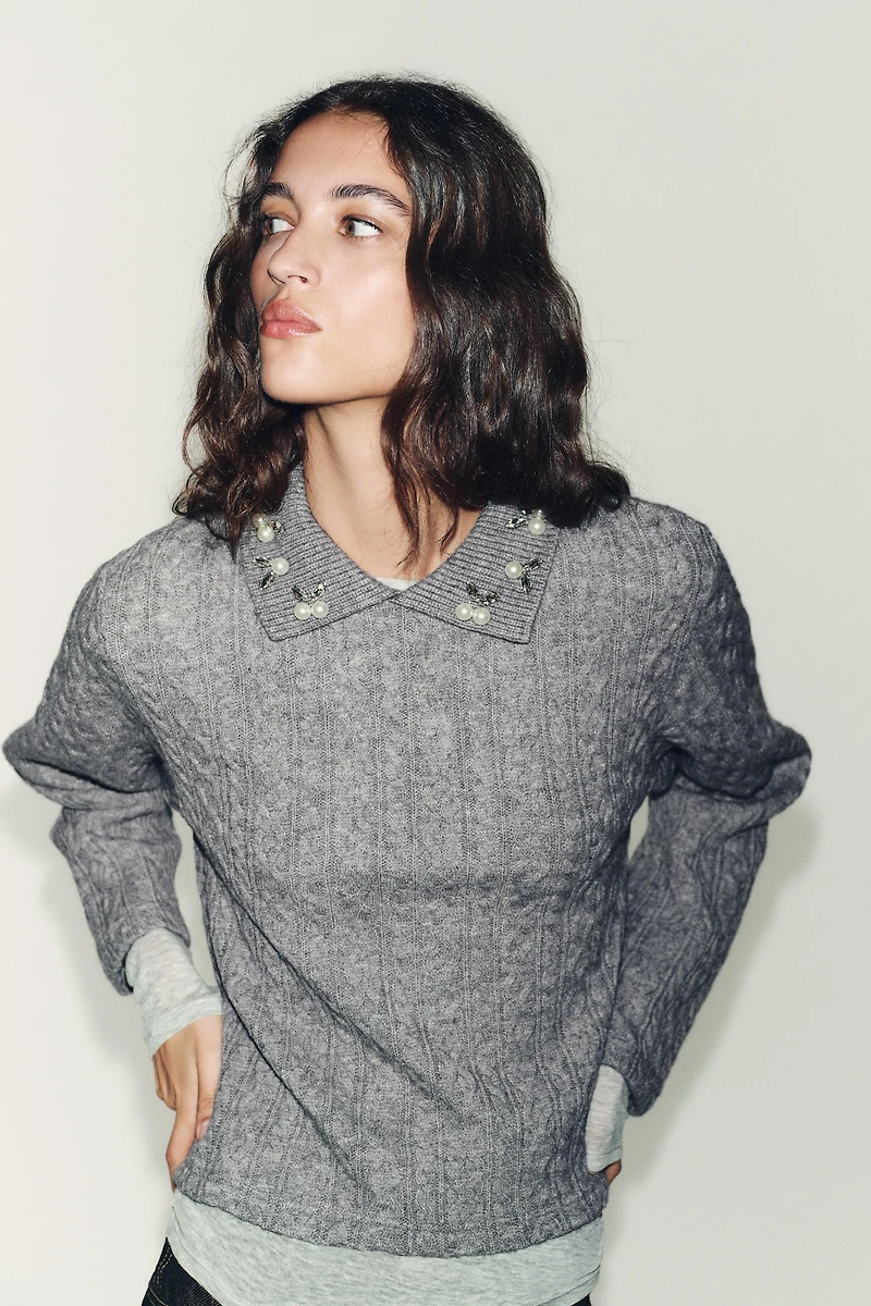 JEWEL COLLAR CABLE-KNIT SWEATER