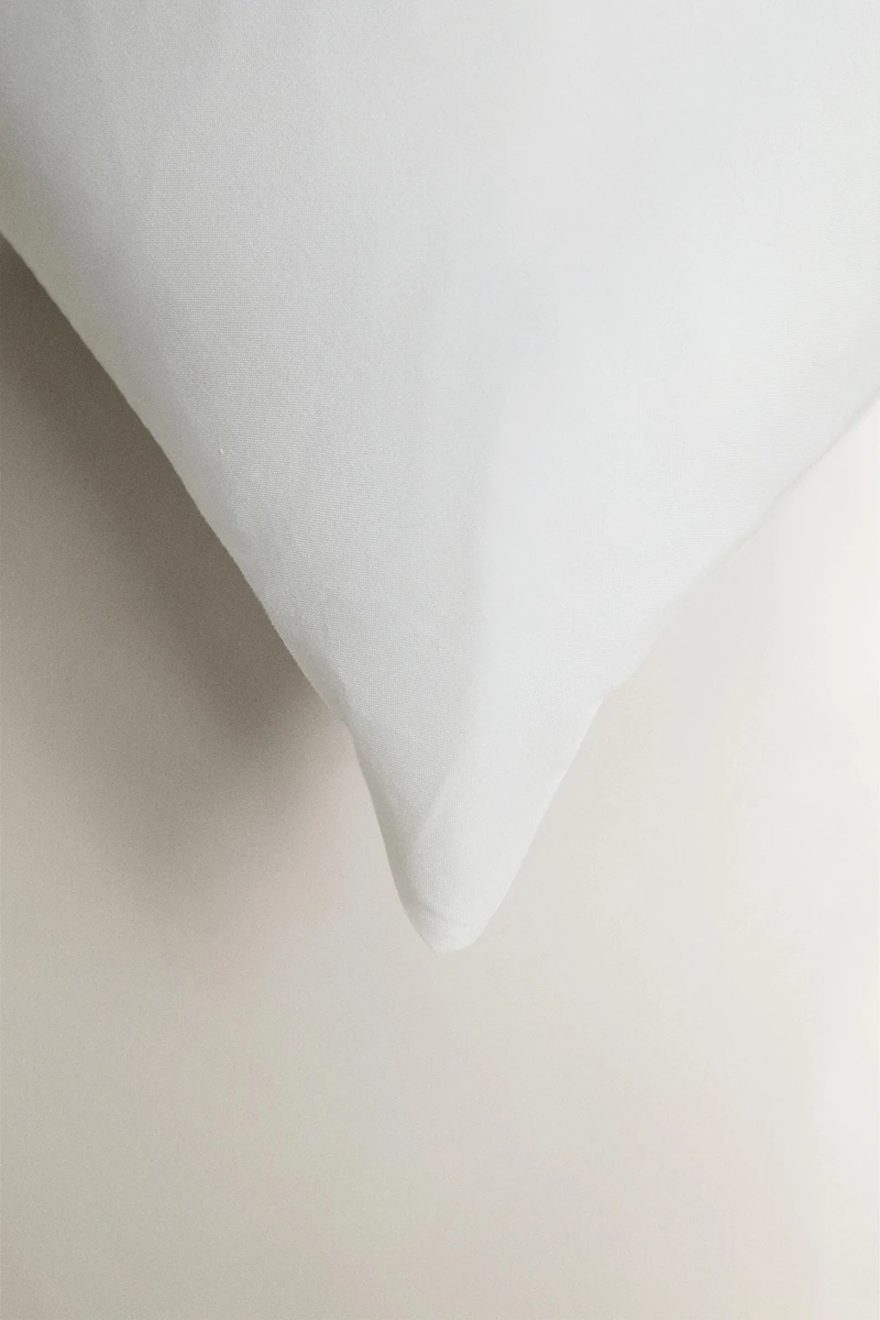 KIDS' EMBROIDERED FLORAL PILLOWCASE