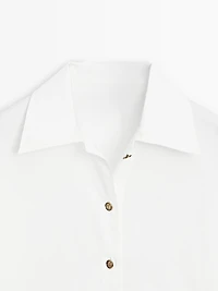 Poplin shirt with golden buttons