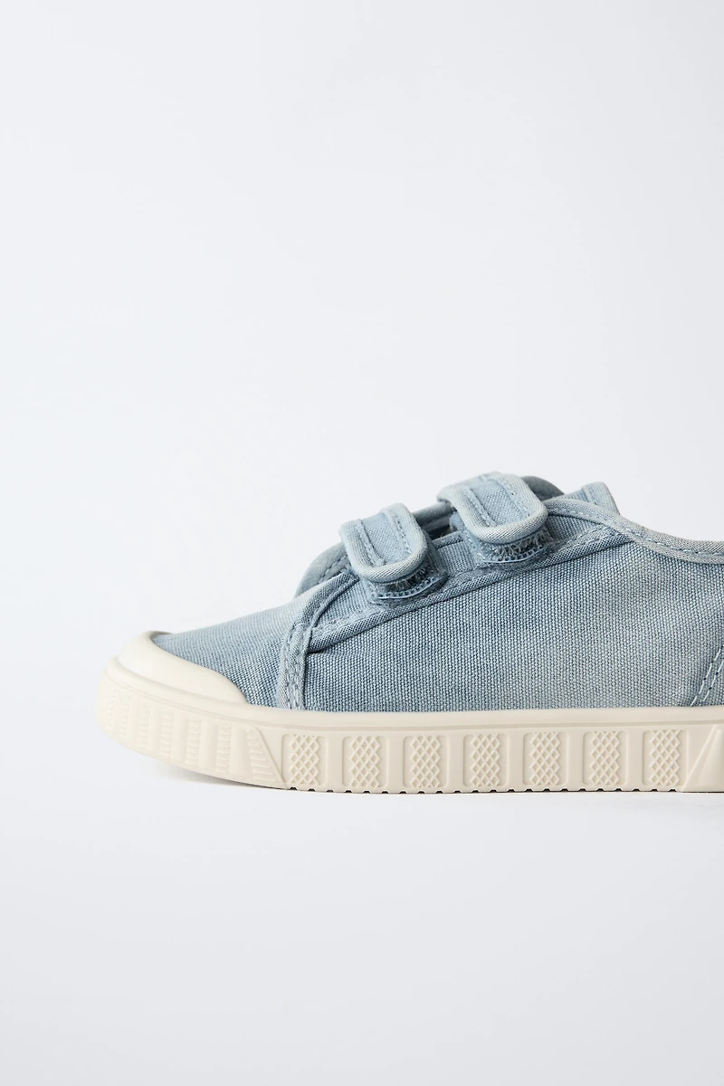 BAREFOOT SNEAKERS