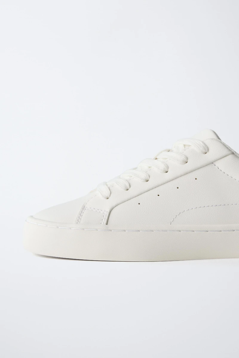 BASIC SNEAKERS