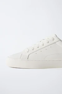 BASIC SNEAKERS