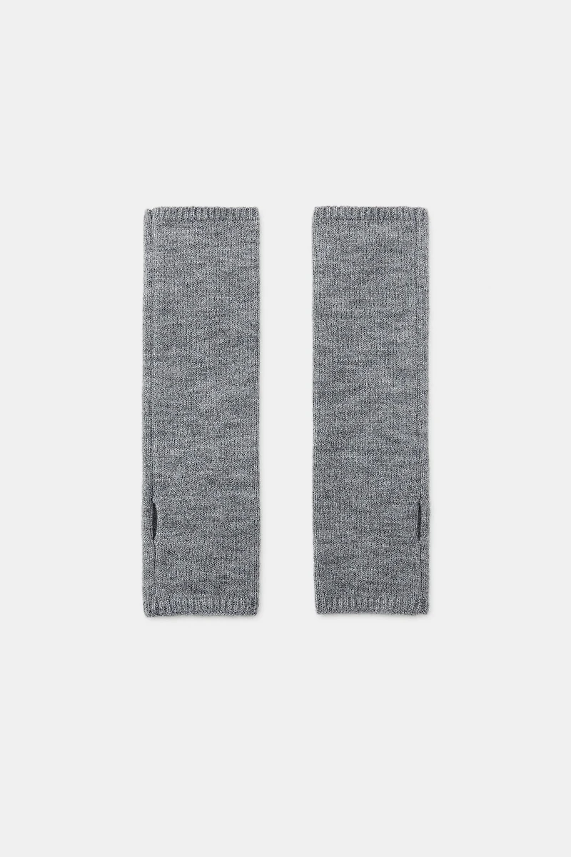 BEADED FLORAL EMBROIDERED KNIT MITTENS