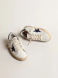 Super-Star Junior nappa with a printed star and black heel tab