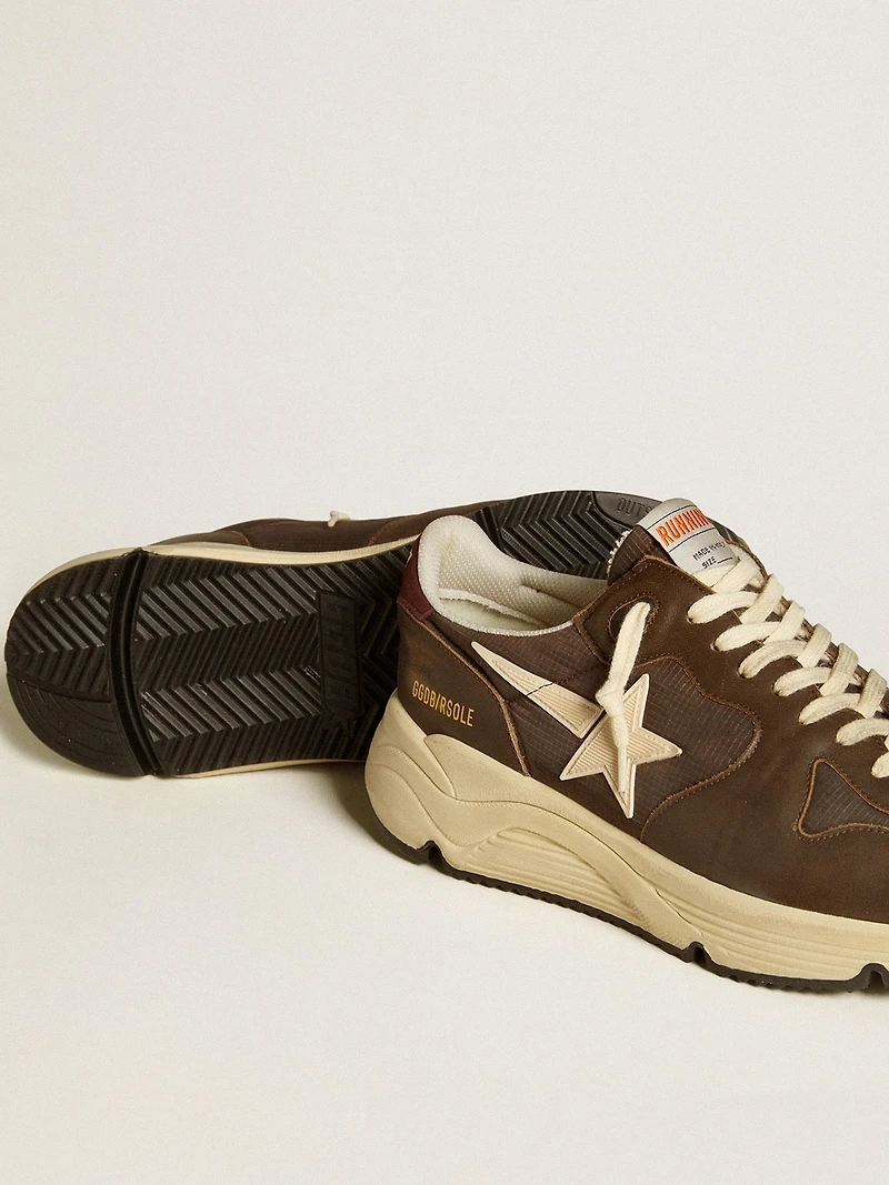 Running Sole nylon and leather with TPU star nubuck heel tab