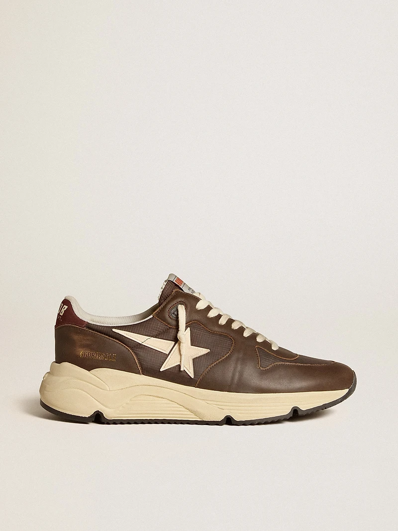 Running Sole nylon and leather with TPU star nubuck heel tab