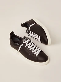 Men's Starter leather with star printed on the heel tab