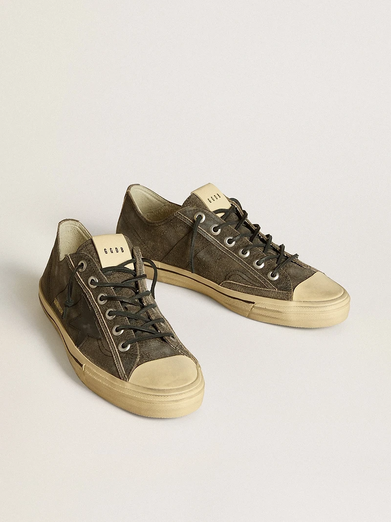 Men’s V-Star black suede with leather star