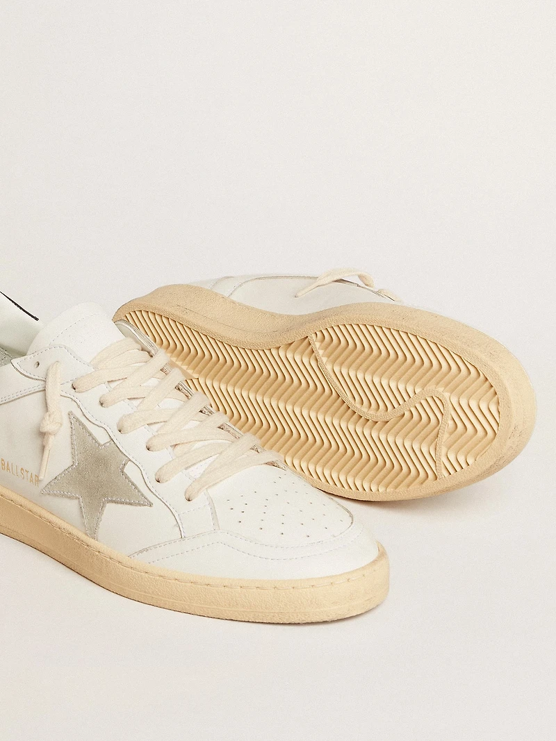 Ball star with ice-gray suede and blue leather heel tab