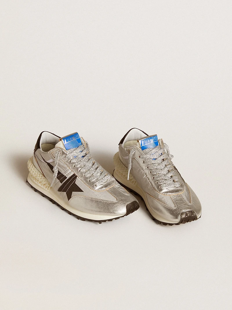 Men’s Marathon with silver ripstop nylon upper and black star