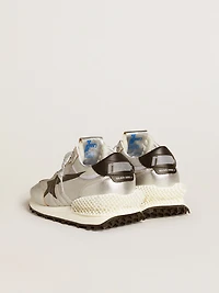 Men’s Marathon with silver ripstop nylon upper and black star