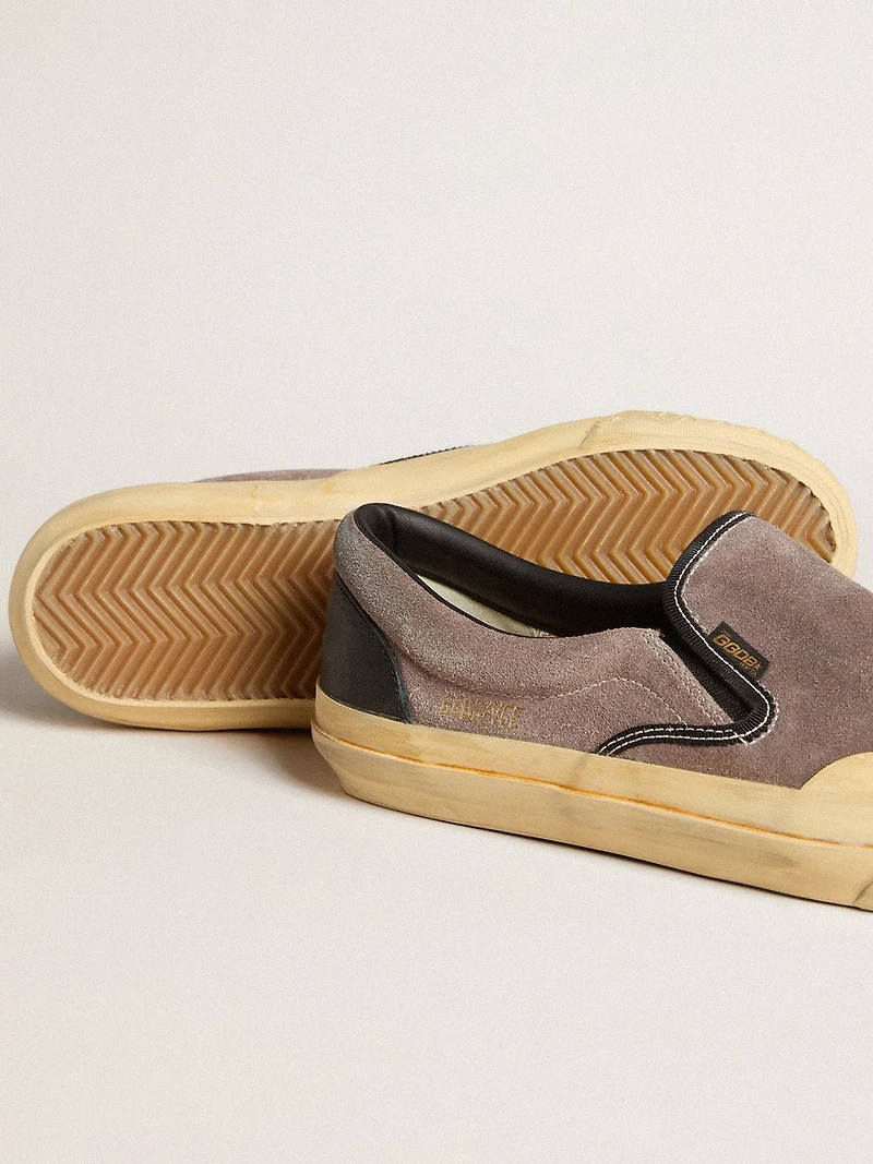 Men's VCE Penstar in dove-gray suede with black leather heel tab