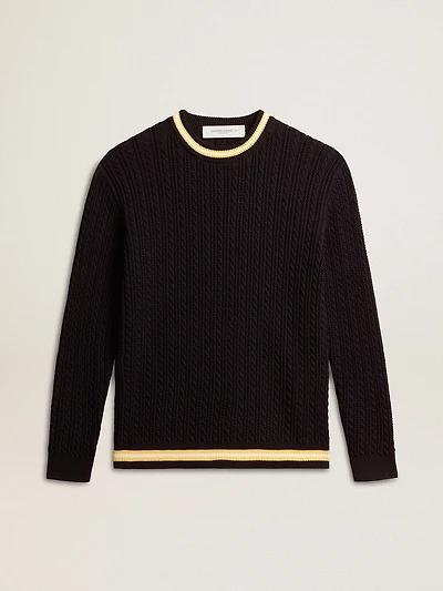 Men’s blue round-neck sweater with contrasting ribbing