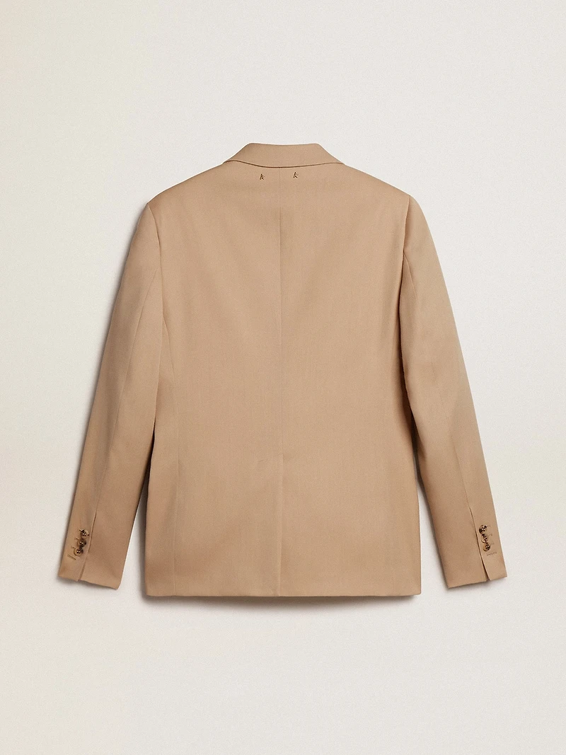 Single-breasted blazer in sand with horn buttons