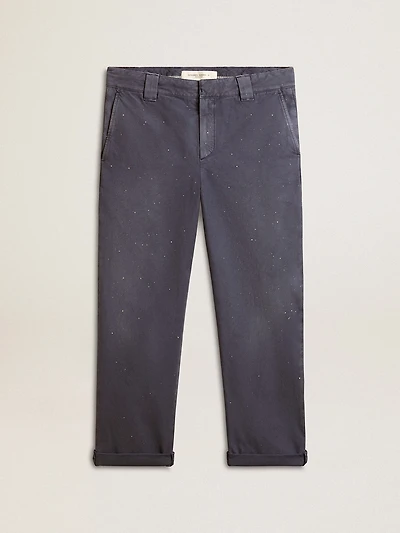 Men's chinos blue with a lived-in effect