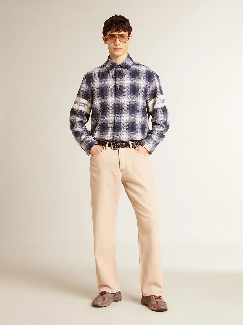 Men's pink dyed jeans