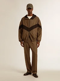 Windcheater in beige and black houndstooth